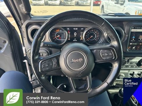 Used 2021 Jeep Gladiator Willys image 12