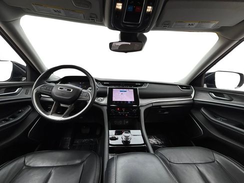 Used 2022 Jeep Grand Cherokee L Limited image 18