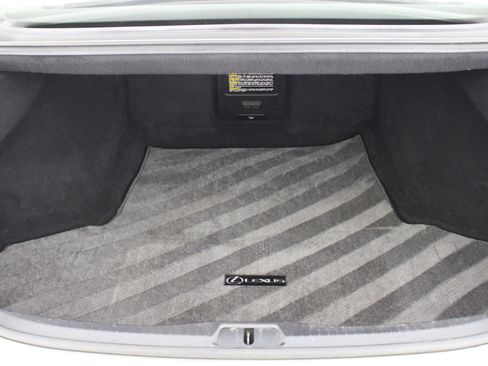 Used 2016 Lexus LS 460 image 71