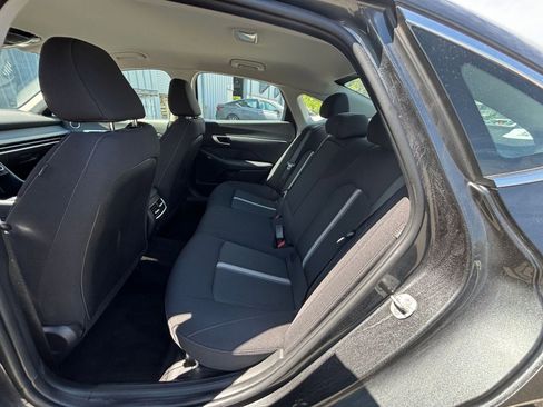 Used 2025 Hyundai Sonata SEL FWD image 23
