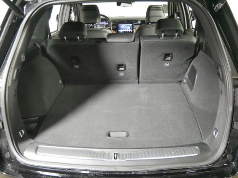 Used 2023 Jeep Grand Cherokee Summit image 18