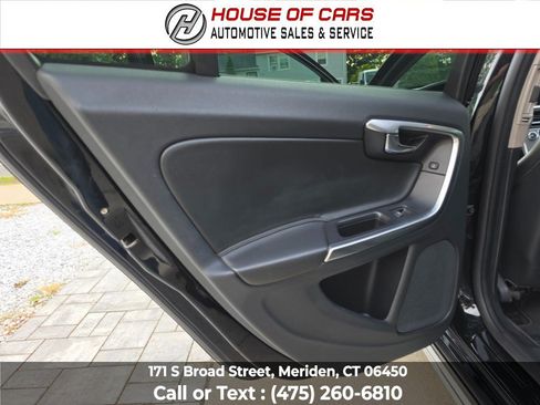 Used 2017 Volvo V60 T5 Cross Country w/ Climate Package AWD/4WD image 49