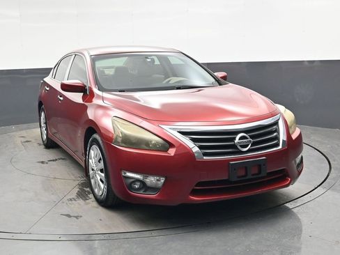 Used 2015 Nissan Altima 2.5 S w/ Power Driver Seat Package image 1