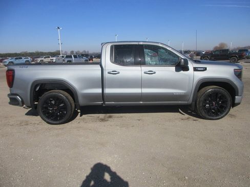 New 2026 GMC Sierra 1500 Elevation image 3