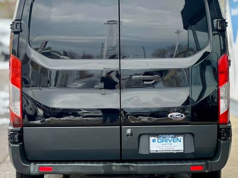 Used 2017 Ford Transit 150 130 Low Roof w/ Exterior Upgrade Package RWD image 27