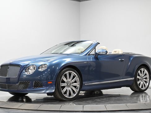 Used 2014 Bentley Continental GTC image 2