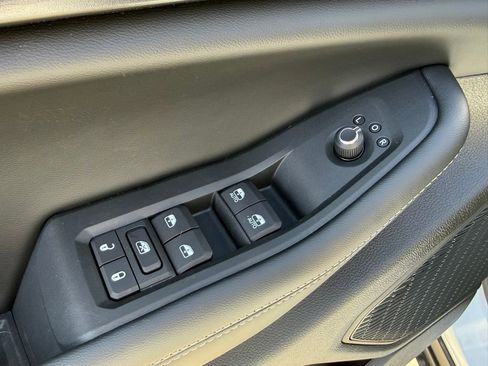 New 2025 Jeep Grand Cherokee Laredo w/ Trailer Tow Package image 14