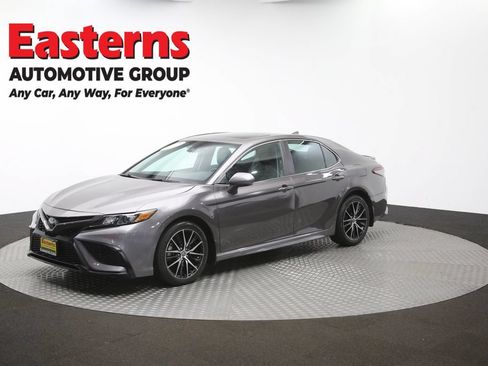 Used 2024 Toyota Camry SE w/ Cold Weather Package FWD image 52