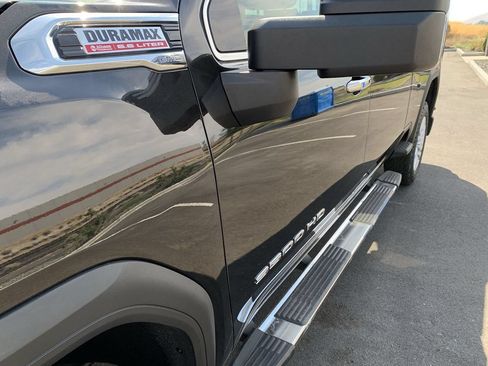 Used 2021 GMC Sierra 3500 SLT w/ SLT Convenience Package AWD/4WD image 13