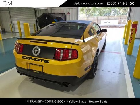 Used 2012 Ford Mustang Boss 302 w/ Boss 302 Accessory Pkg image 4
