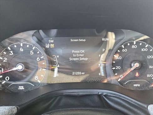 Used 2024 Jeep Compass Latitude AWD/4WD image 11