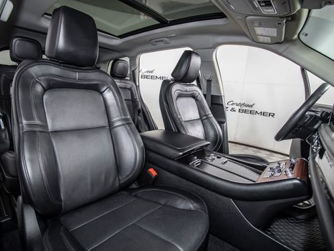 Used 2024 Lincoln Aviator Reserve w/ Elements Package Plus RWD image 15