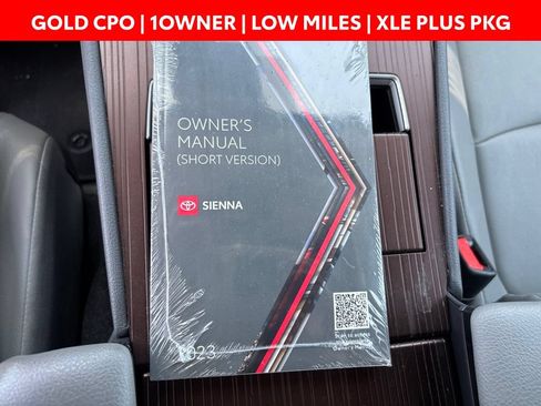 Used 2023 Toyota Sienna XLE w/ XLE Plus Package FWD image 28