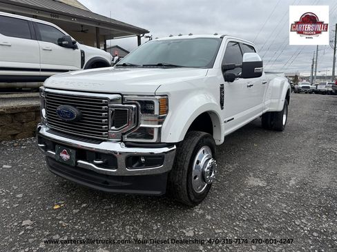 Used 2020 Ford F450 Platinum w/ FX4 Off-Road Package AWD/4WD image 2