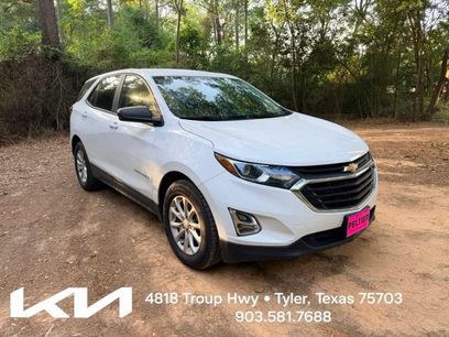 Used 2020 Chevrolet Equinox LS w/ LS Convenience Package