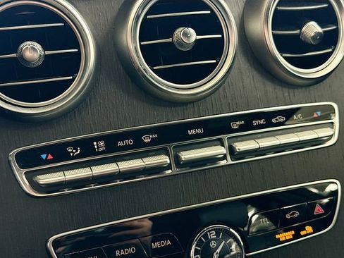 Used 2019 Mercedes-Benz C 300 4MATIC Sedan image 16