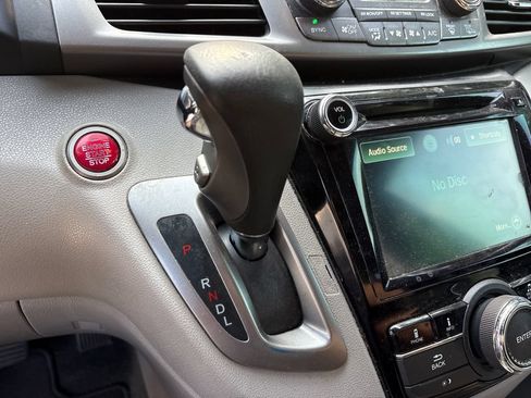 Used 2016 Honda Odyssey EX-L image 25