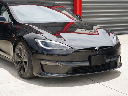 Used 2023 Tesla Model S AWD/4WD image 7
