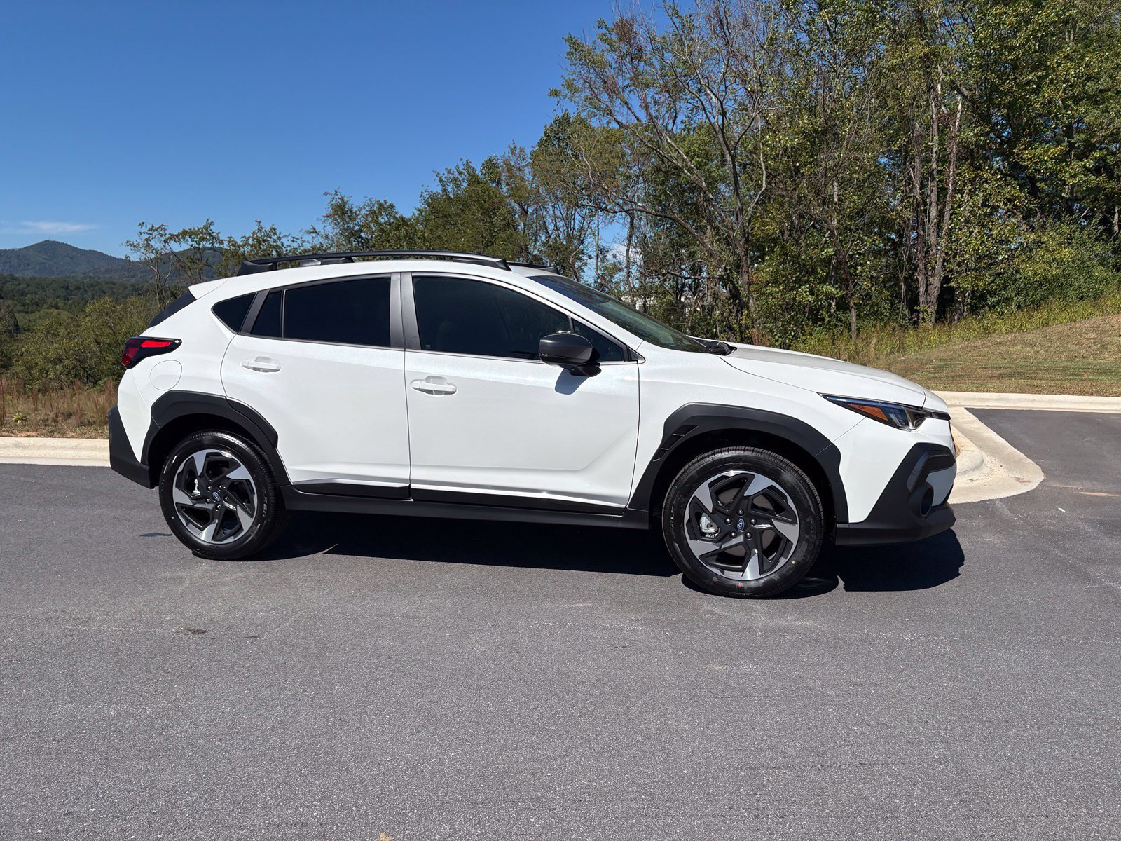 New 2026 Subaru Crosstrek 2.5i Limited AWD/4WD image 7