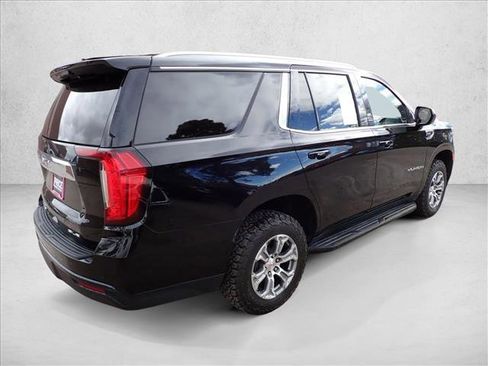 Used 2023 GMC Yukon SLE image 4