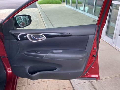 Used 2018 Nissan Sentra SV FWD image 17