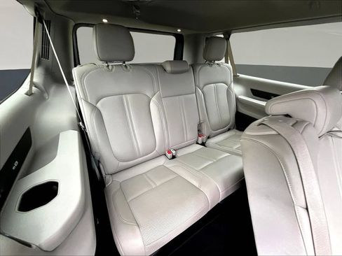 Used 2024 Jeep Wagoneer L Series III w/ Flexible Seating Group AWD/4WD image 30