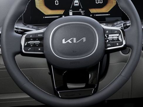 Used 2025 Kia Sorento S w/ Panoramic Sunroof Package FWD image 23