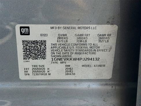 Used 2023 Chevrolet Traverse Premier image 35