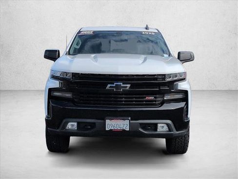 Used 2020 Chevrolet Silverado 1500 LT Trail Boss image 2