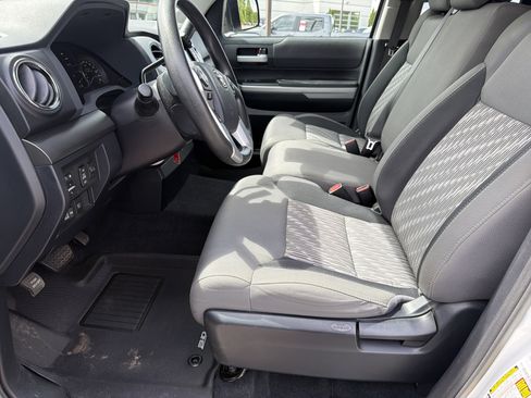 Used 2019 Toyota Tundra SR5 AWD/4WD image 17