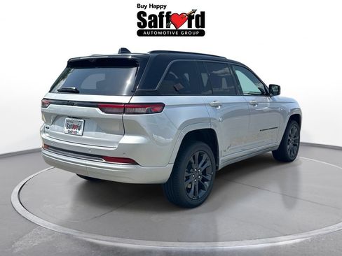 New 2026 Jeep Grand Cherokee Limited AWD/4WD image 9