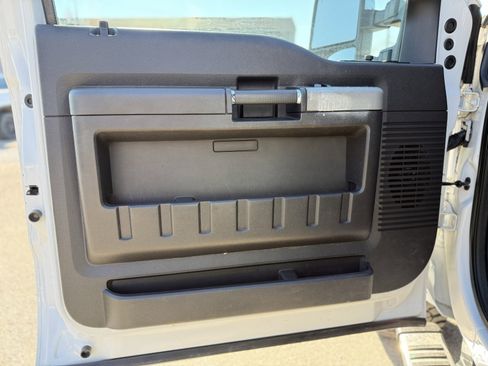 Used 2015 Ford F350 Lariat w/ Lariat Ultimate Package image 15