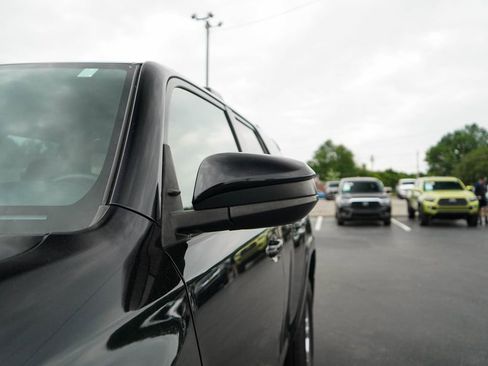Used 2021 Toyota 4Runner SR5 RWD image 22