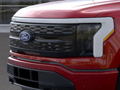 New 2025 Ford F150 Lightning Platinum AWD/4WD image 17
