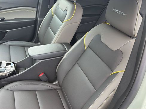 New 2026 Chevrolet Trax ACTIV w/ Driver Confidence Package FWD image 28
