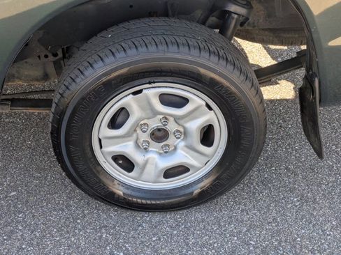 Used 2009 Toyota Tacoma 2WD Regular Cab w/ Enhancement Pkg image 17