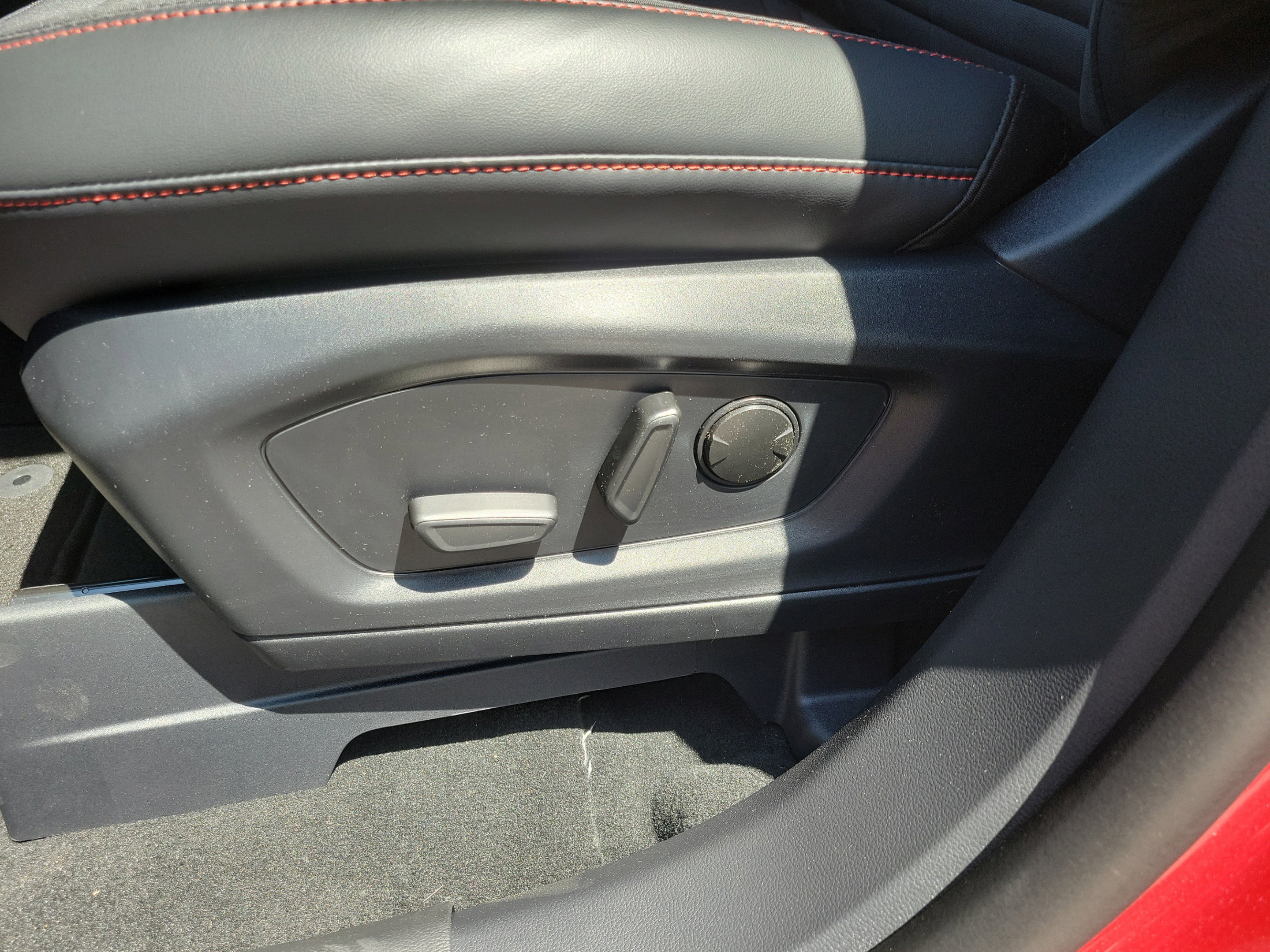 New 2026 Ford Explorer ST-Line w/ Premium Package RWD image 18