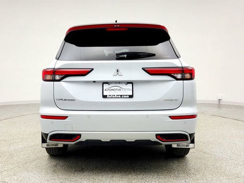 Used 2024 Mitsubishi Outlander Ralliart image 6