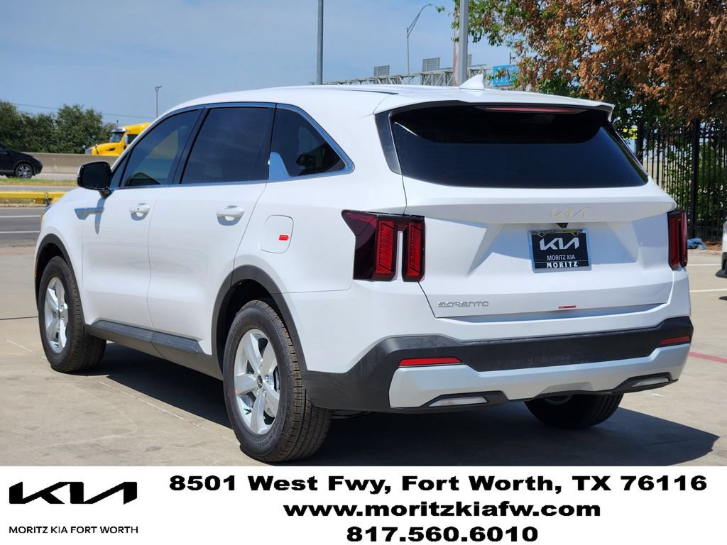 New 2026 Kia Sorento LX FWD image 4