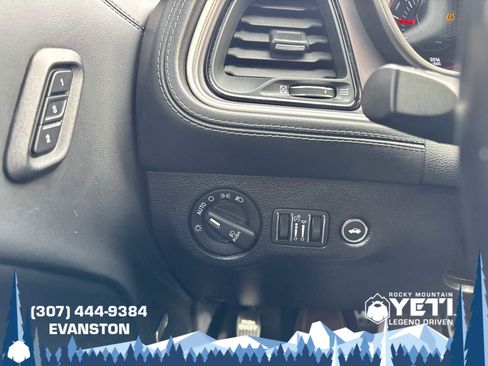 Used 2021 Dodge Challenger SXT w/ Plus Package image 15