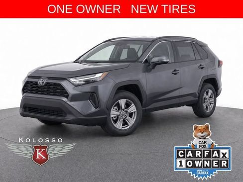 Used 2025 Toyota RAV4 XLE AWD/4WD image 1