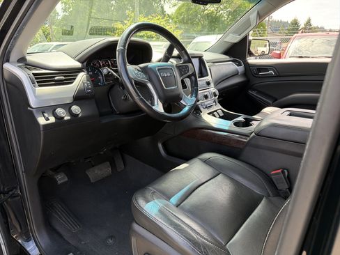 Used 2019 GMC Yukon SLT AWD/4WD image 7
