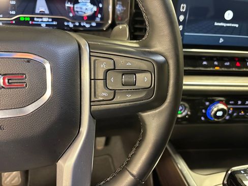 Used 2024 GMC Sierra 1500 SLT w/ SLT Convenience Package image 34