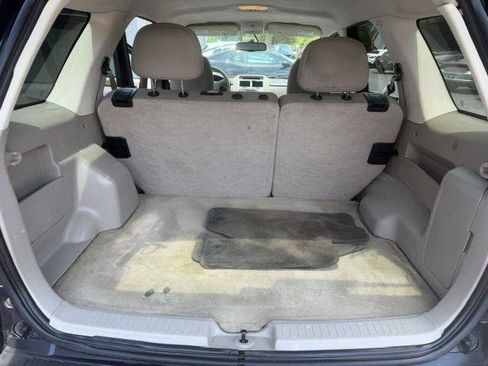 Used 2011 Ford Escape XLT w/ Cargo Pkg FWD image 13
