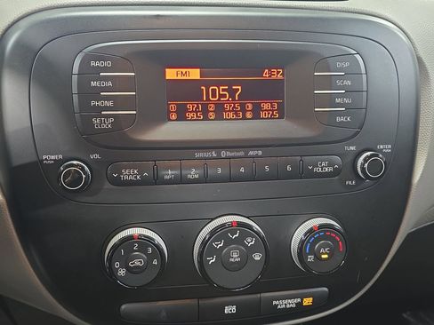 Used 2014 Kia Soul + w/ Eco Package FWD image 21