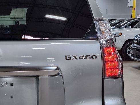 Used 2023 Lexus GX 460 Premium image 23