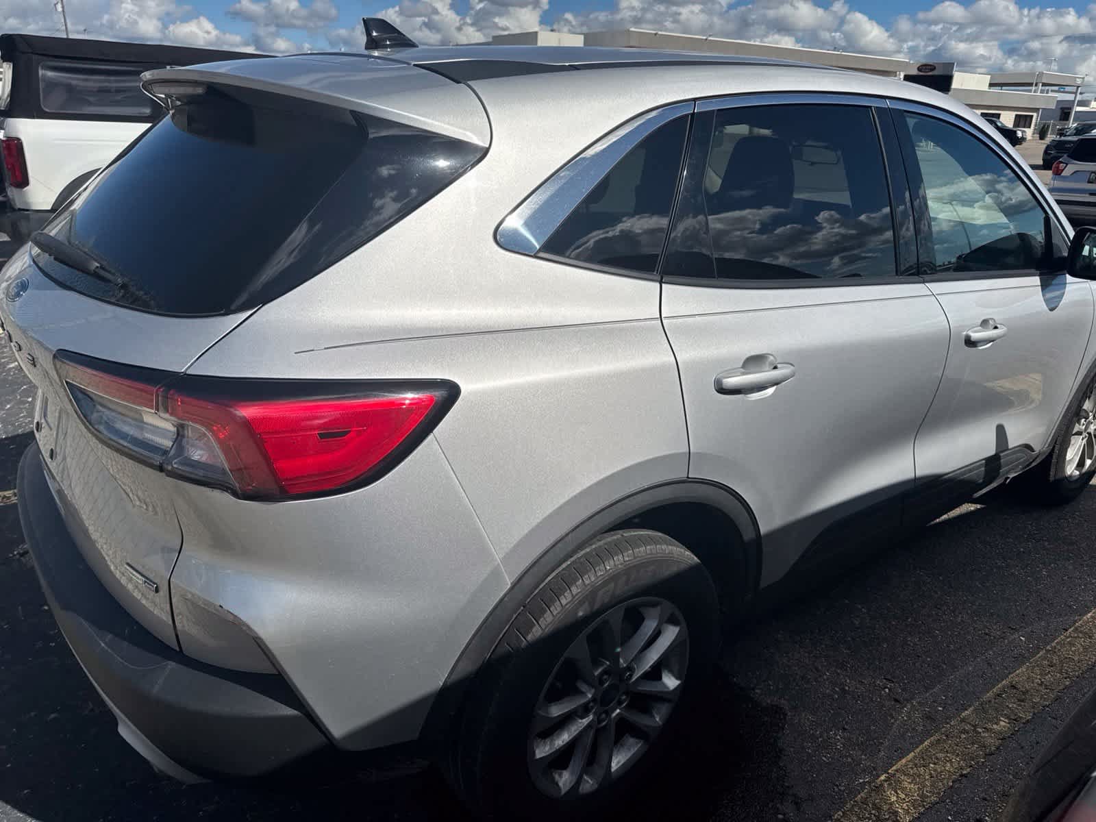 Used 2020 Ford Escape SE AWD/4WD image 5