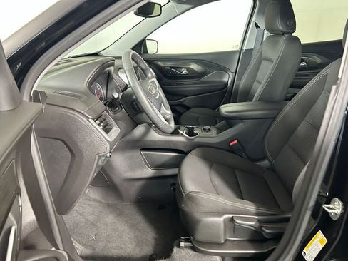 Used 2024 GMC Terrain SLE FWD image 11