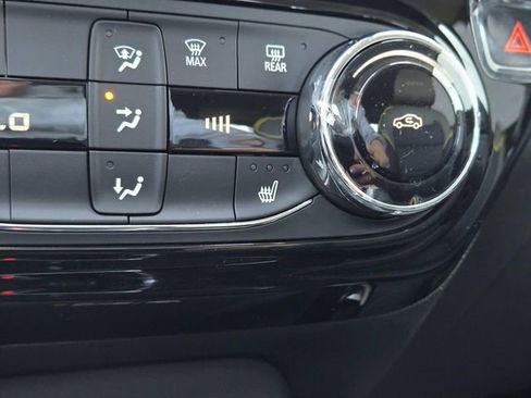 New 2026 Chevrolet Trax ACTIV w/ Sunroof Package image 22