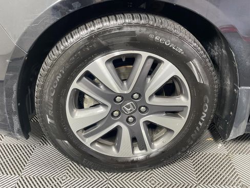 Used 2016 Honda Odyssey Touring Elite image 12
